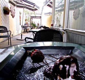 Finchs-la-jolla-restaurant-bistro-food-dining-dessert-lane