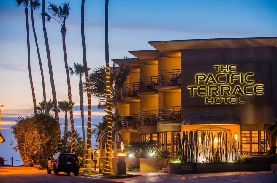 PACIFIC TERRACE HOTEL in Pacific Beach, California