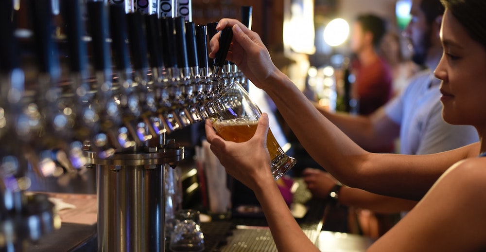 San Diego bars showing UFC fight