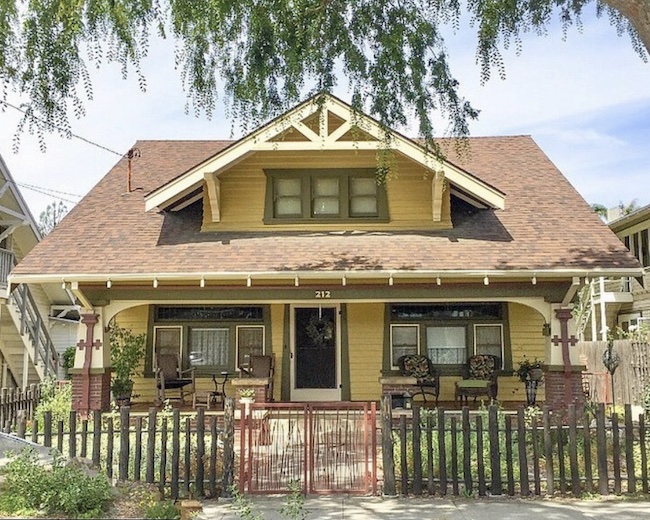 Craftsman bungalow style architecture