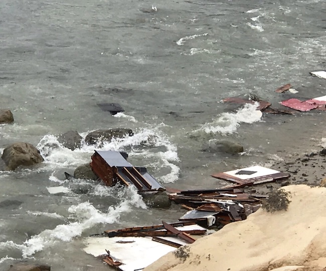 Smuggler boat capsize in Point Loma