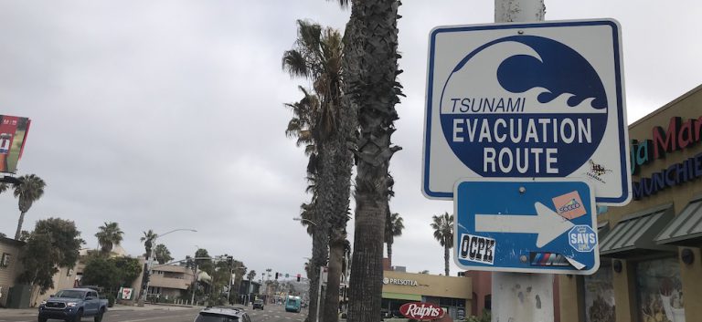 Tsunami san diego hoy