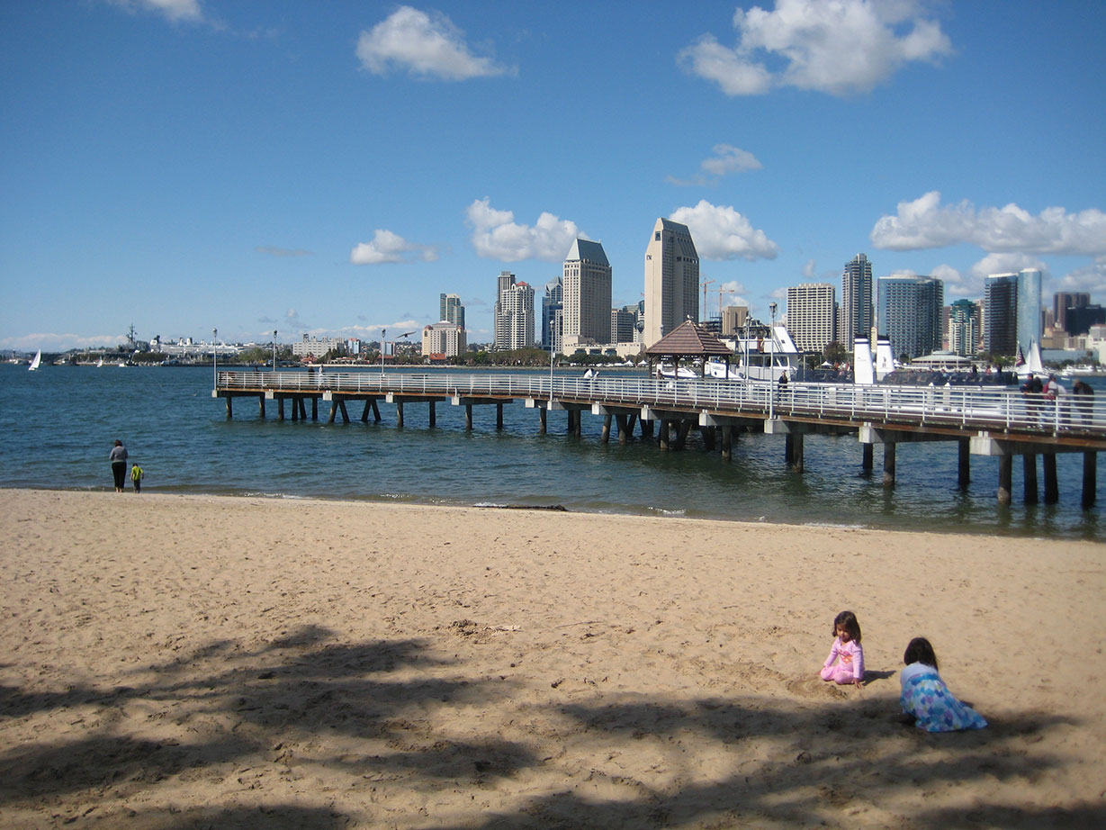 Coronado Ferry Landing Pier - Pier Fishing in California