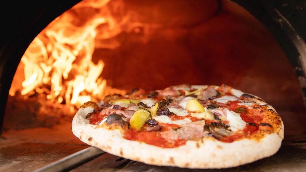 San Diego Restaurant Makes List Of Top 100 Pizza Spots In The Us