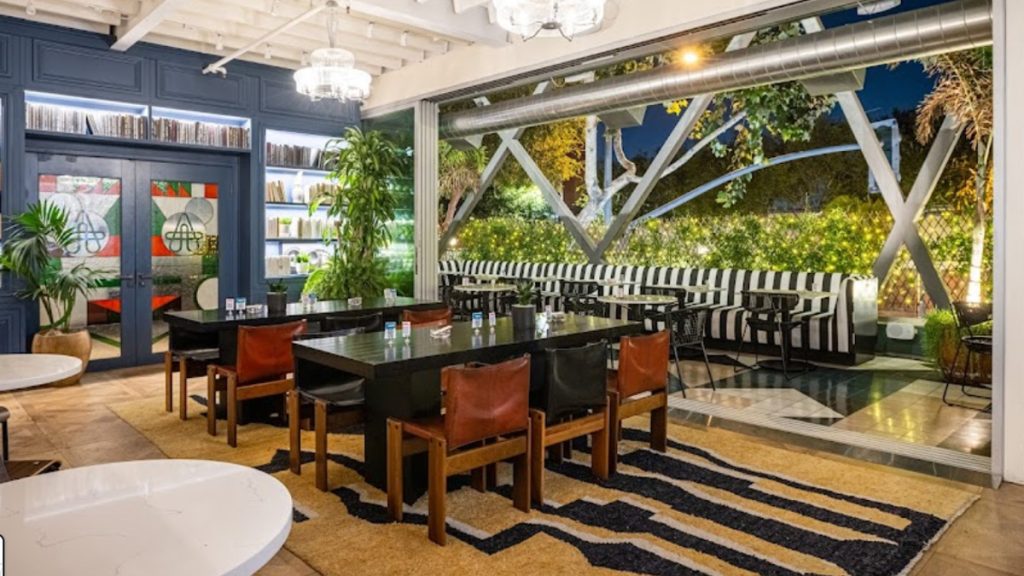 Guide On What a Cannabis & Weed Lounge Is: 2025 Edition LaJolla.com