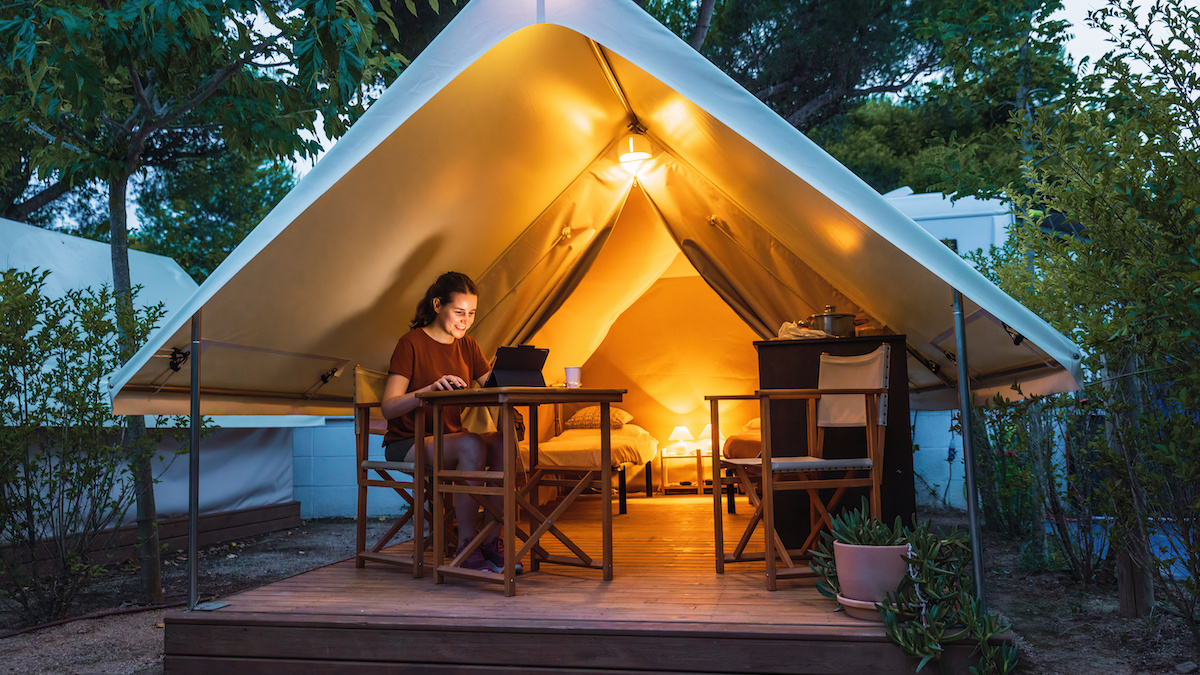 Ocean Beach Tent with 900 a Month Rent Goes Viral